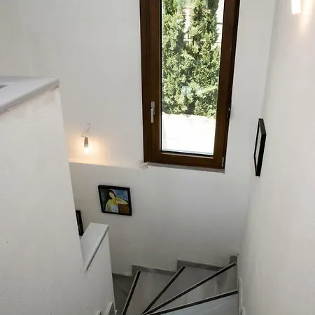 Modern Near The Sea Villa *