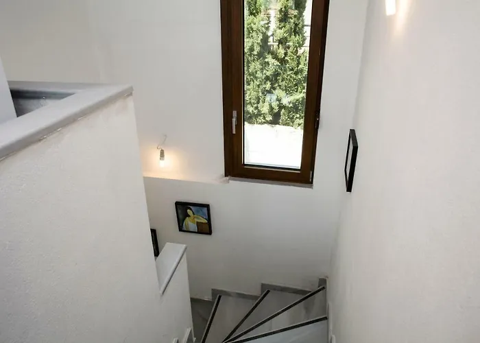 Modern Near The Sea Villa *